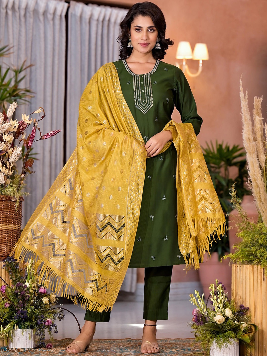Juniper Floral Embroidered Round Neck Zari Straight Kurta With Trousers & Dupatta, Green
Juniper Floral Embroidered Round Neck Zari Straight Kurta With Trousers & Dupatta, Green