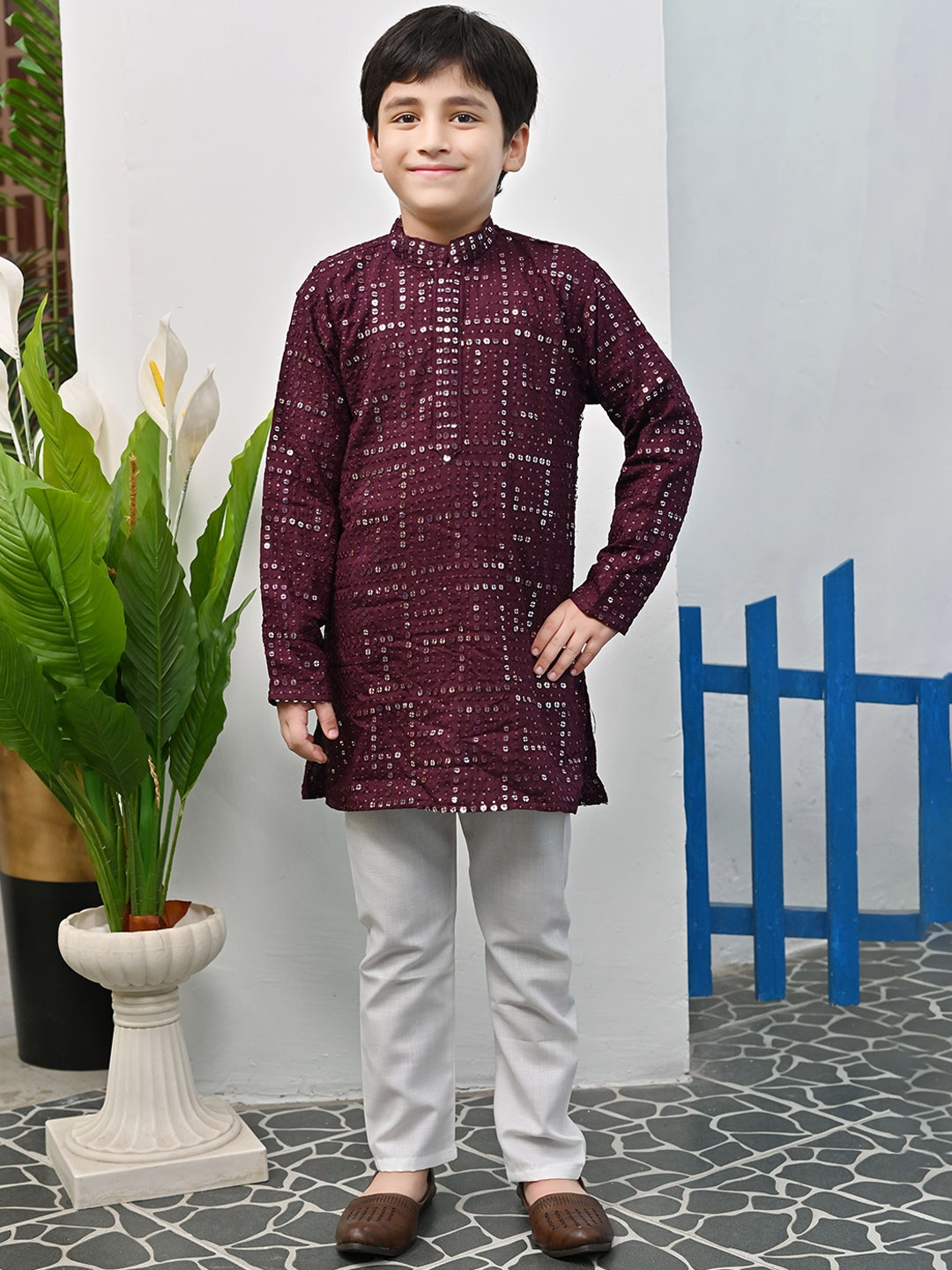 BT DEZINES Boys Embroidered Straight Sequinned Kurta with Pyjamas, Burgundy
BT DEZINES Boys Embroidered Straight Sequinned Kurta with Pyjamas, Burgundy