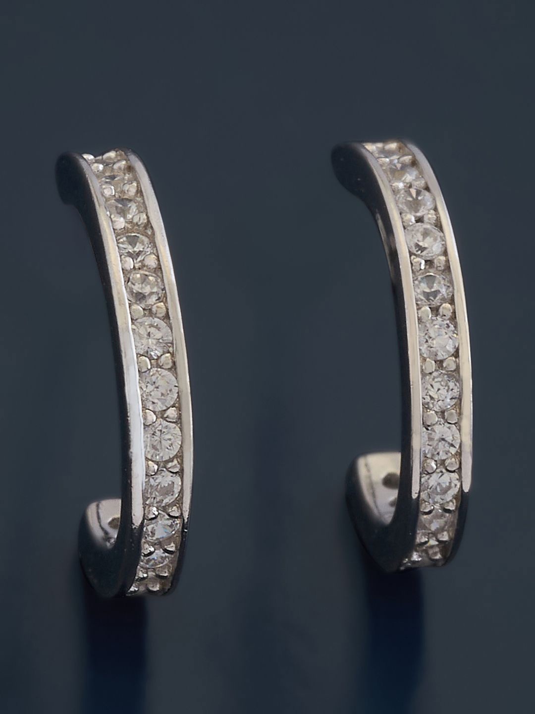 Kushal's Fashion Jewellery 92.5 Pure Silver Rhodium-Plated Classic Half Hoop Earrings, White
Kushal's Fashion Jewellery 92.5 Pure Silver Rhodium-Plated Classic Half Hoop Earrings, White