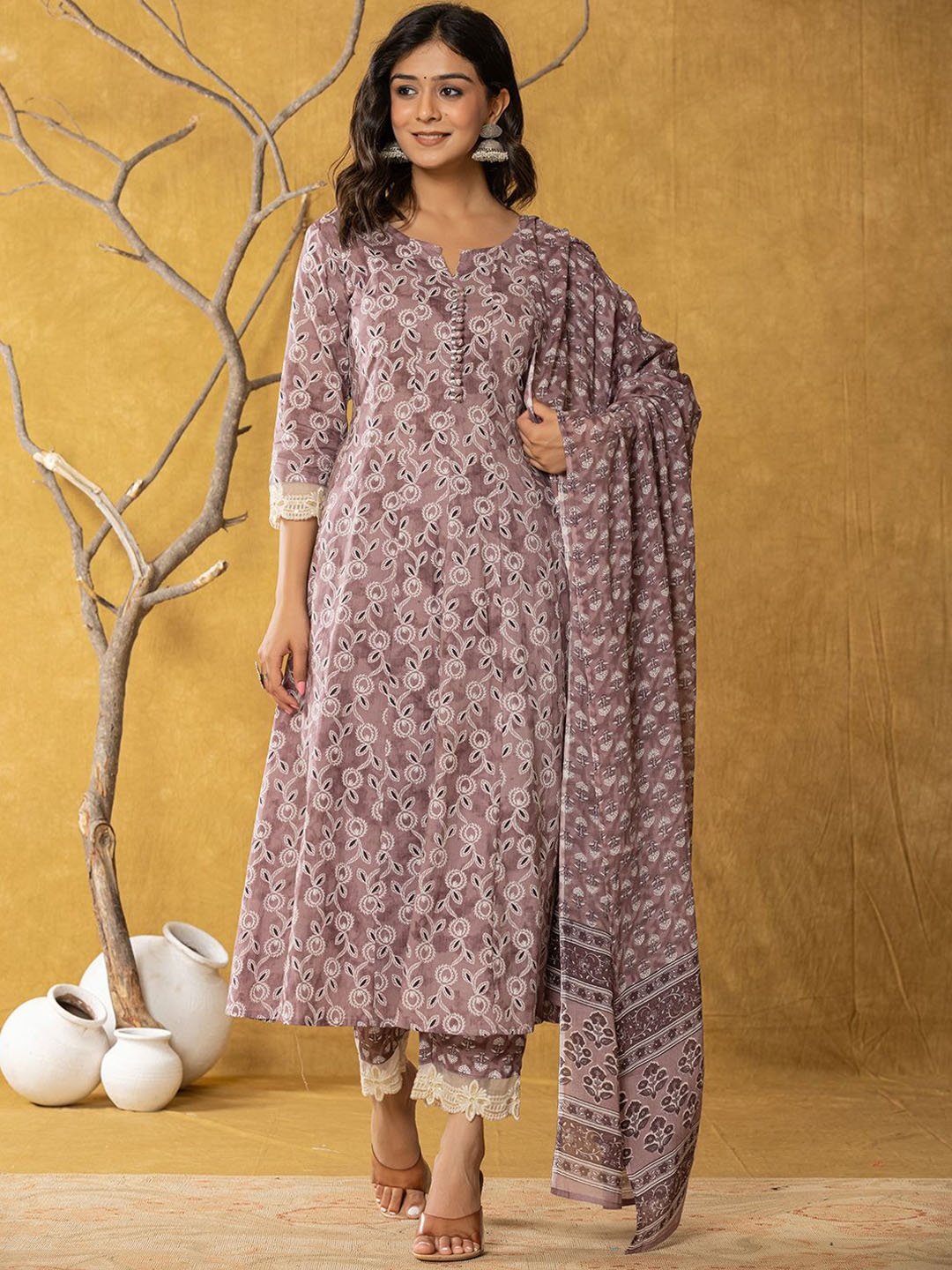 Yufta Floral Printed Notch Neck Pure Cotton Anarkali Kurta With Trousers & Dupatta, Purple
Yufta Floral Printed Notch Neck Pure Cotton Anarkali Kurta With Trousers & Dupatta, Purple