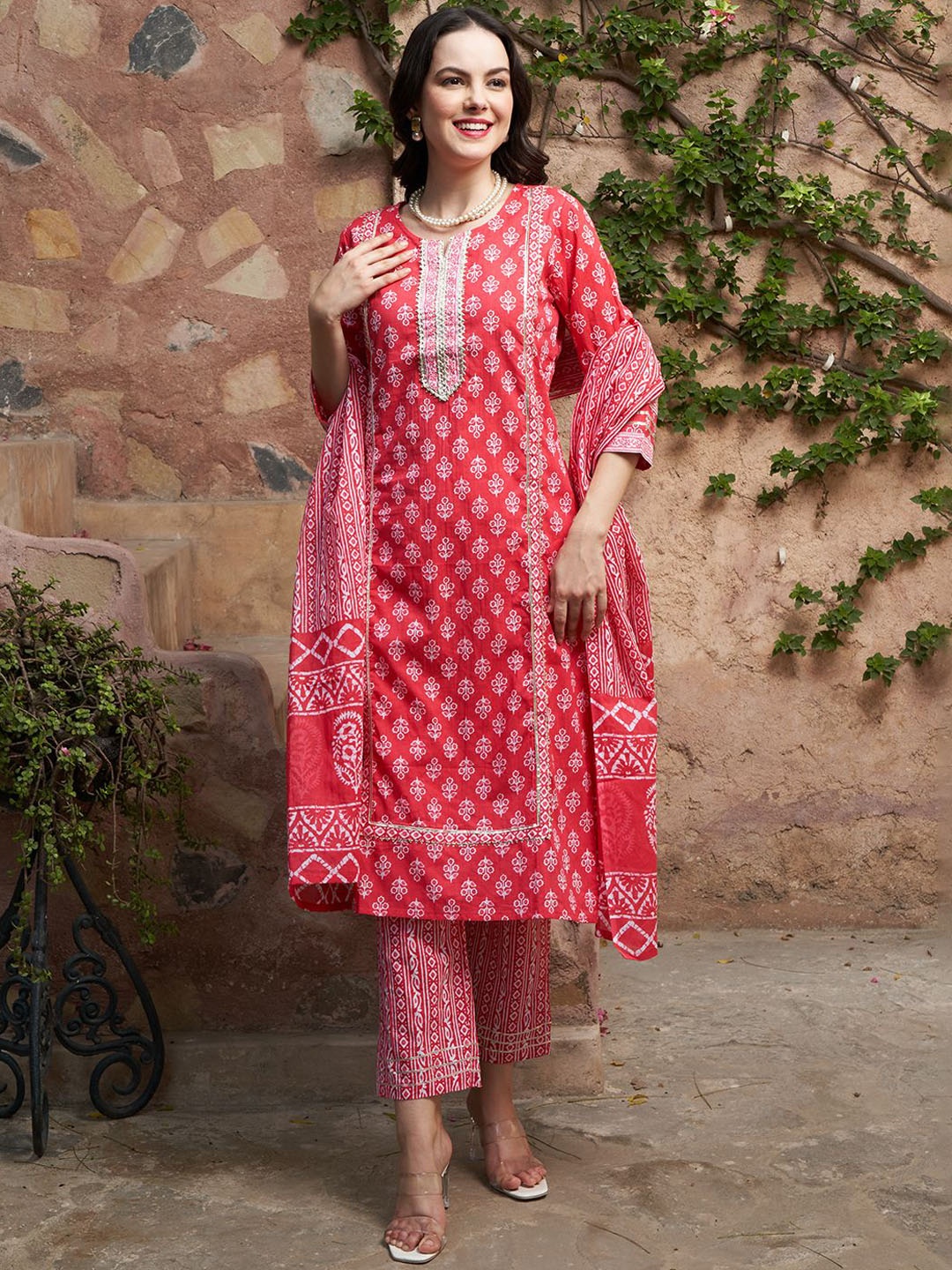 Sangria Floral Printed Gotta Patti Pure Cotton Kurta with Trousers & Dupatta, Fuchsia
Sangria Floral Printed Gotta Patti Pure Cotton Kurta with Trousers & Dupatta, Fuchsia
