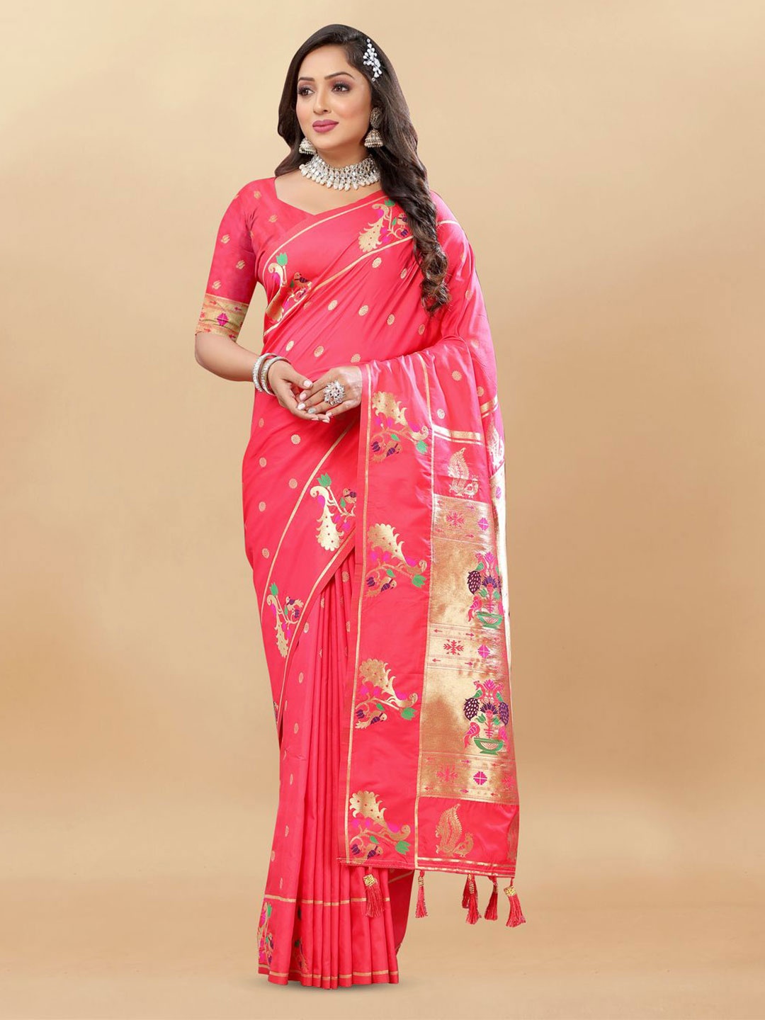 MOKSHA DESIGNS Ethnic Motifs Woven Design Zari Pure Silk Paithani Saree, Pink
MOKSHA DESIGNS Ethnic Motifs Woven Design Zari Pure Silk Paithani Saree, Pink