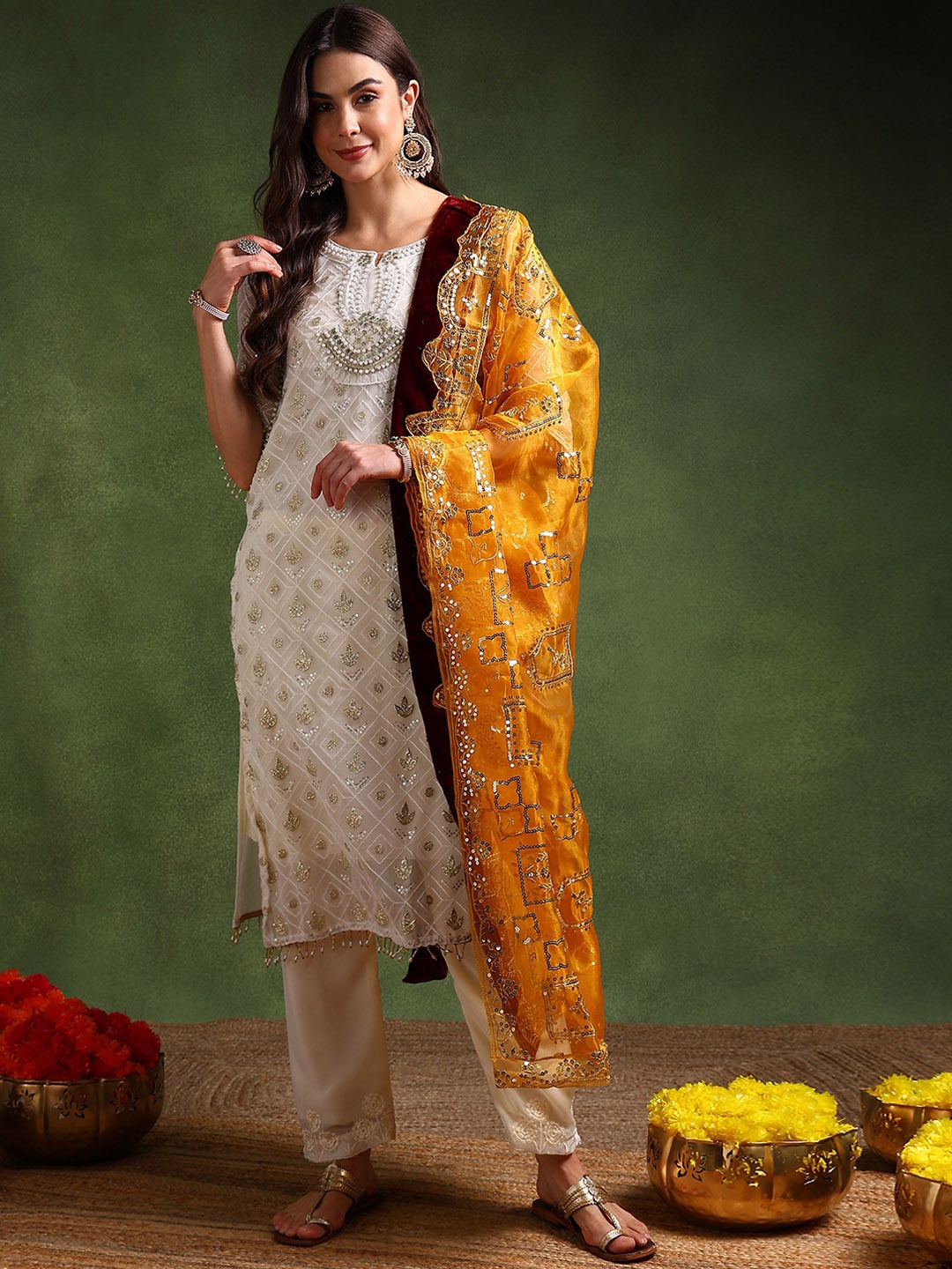BHARODIYA ENTERPRISES Floral Embroidered Sequinned Georgette Kurta With Palazzos & Dupatta, Cream
BHARODIYA ENTERPRISES Floral Embroidered Sequinned Georgette Kurta With Palazzos & Dupatta, Cream