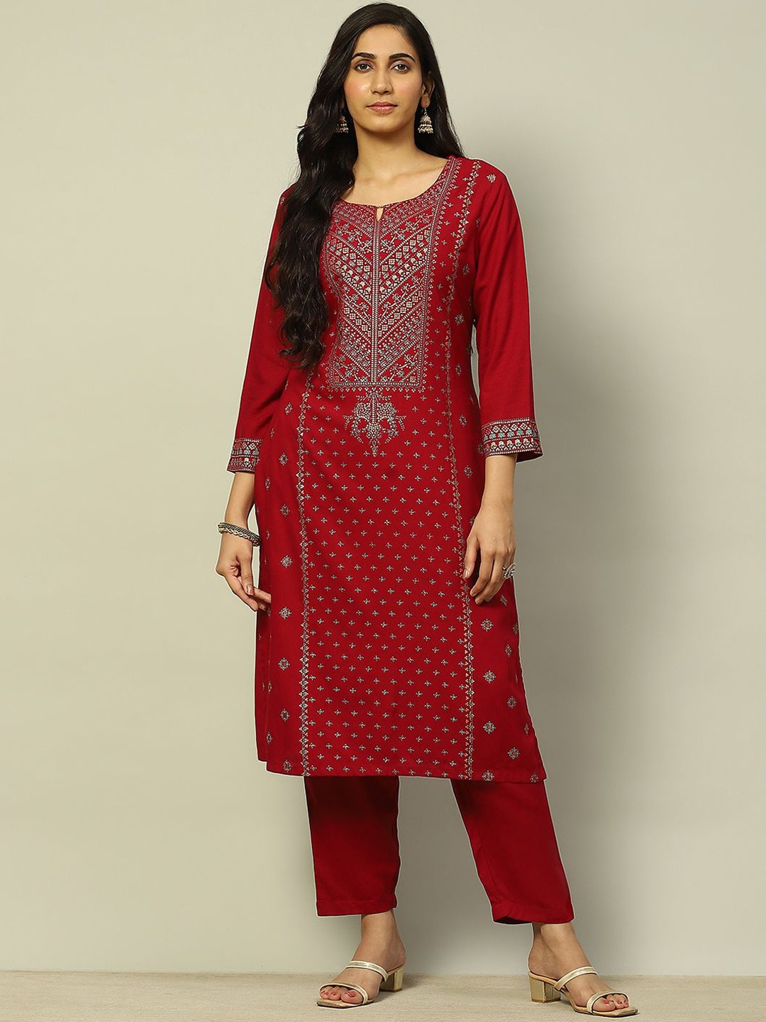 Rangriti Ethnic Motifs Printed Keyhole Neck Straight Kurta With Salwar, Pink
Rangriti Ethnic Motifs Printed Keyhole Neck Straight Kurta With Salwar, Pink