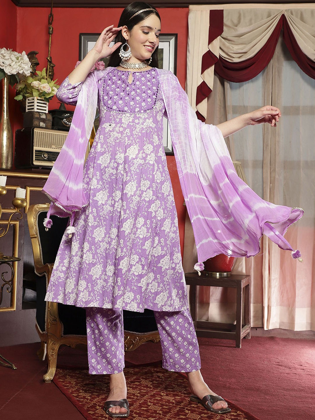 Sangria Floral Printed Mirror Work Pure Cotton A Line Kurta With Trousers & Dupatta, Purple
Sangria Floral Printed Mirror Work Pure Cotton A Line Kurta With Trousers & Dupatta, Purple