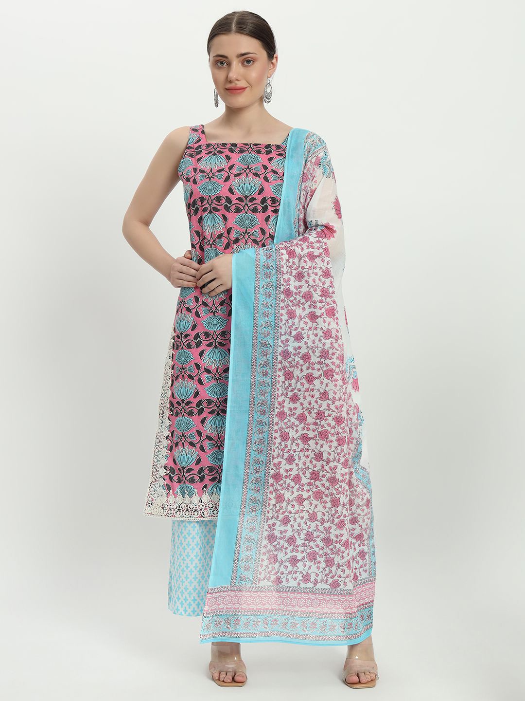 FABNEST Floral Printed Square Neck Sleeveless Pure Cotton Kurta With Trousers & Dupatta, Pink
FABNEST Floral Printed Square Neck Sleeveless Pure Cotton Kurta With Trousers & Dupatta, Pink