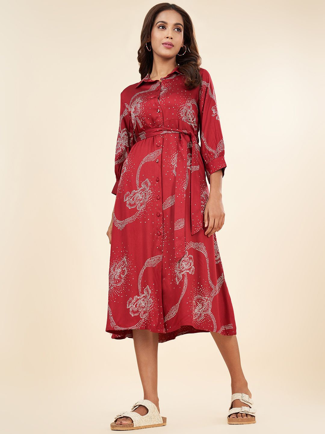 AKKRITI BY PANTALOONS Women Ethnic Motifs Printed Puff Sleeve A-Line Midi Dress, Red
AKKRITI BY PANTALOONS Women Ethnic Motifs Printed Puff Sleeve A-Line Midi Dress, Red