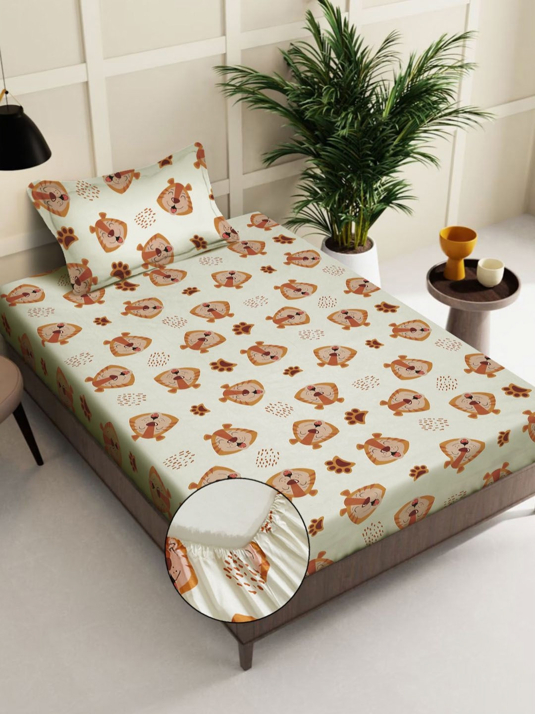 KLOTTHE Blue Printed 400 TC Pure Cotton Fitted Single Bedsheet With 1 Pillow Covers, Cream 
KLOTTHE Blue Printed 400 TC Pure Cotton Fitted Single Bedsheet With 1 Pillow Covers, Cream