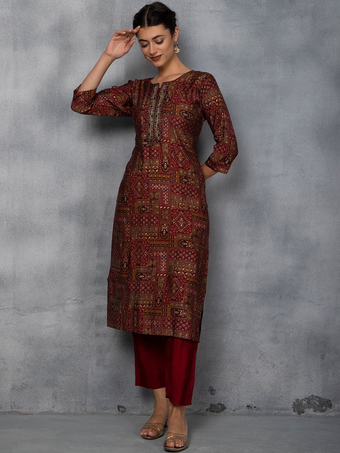 Rang by Indya Women Ethnic Motifs Printed Regular Gotta Patti Kurta with Trousers & With Dupatta, Maroon
Rang by Indya Women Ethnic Motifs Printed Regular Gotta Patti Kurta with Trousers & With Dupatta, Maroon