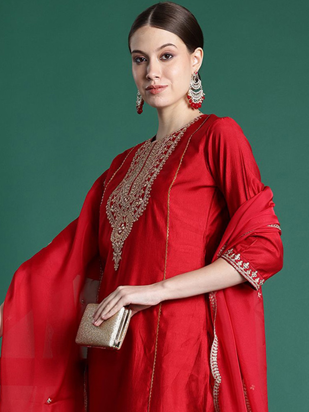 Anouk Women Ethnic Motifs Embroidered Regular Liva Kurta with Trousers & With Dupatta, Red
Anouk Women Ethnic Motifs Embroidered Regular Liva Kurta with Trousers & With Dupatta, Red