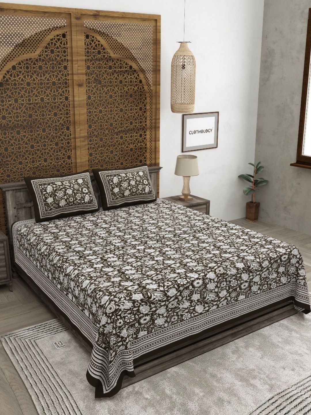 CLOTHOLOGY Grey & White Floral 180 TC Cotton King Bedsheet with 2 Pillow Covers
CLOTHOLOGY Grey & White Floral 180 TC Cotton King Bedsheet with 2 Pillow Covers