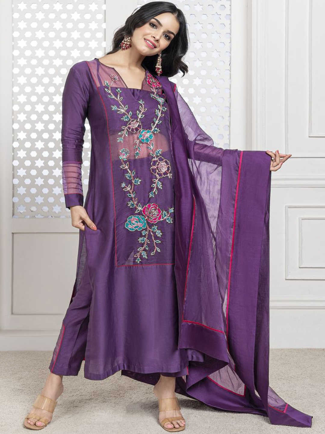 The Aarya Floral Embroidered Thread Work Notch Neck Straight Kurta with Trousers & Dupatta, Purple
The Aarya Floral Embroidered Thread Work Notch Neck Straight Kurta with Trousers & Dupatta, Purple