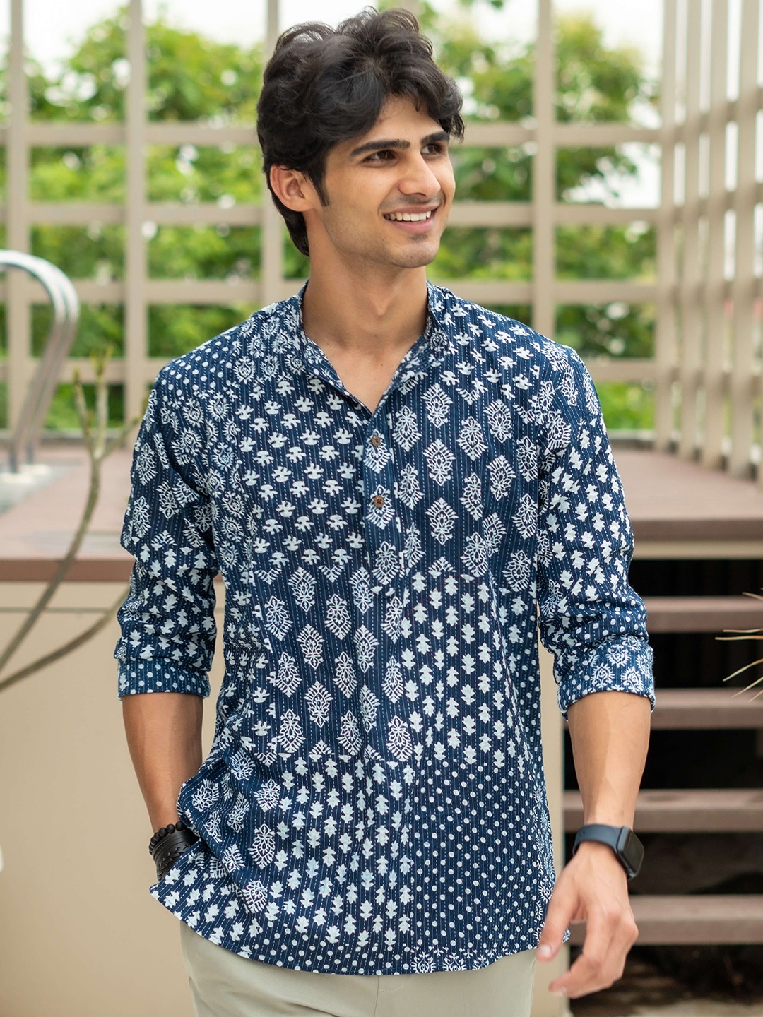 Shasak Ethnic Motifs Printed Kantha Work Mandarin Collar Cotton Straight Short Kurta, Blue
Shasak Ethnic Motifs Printed Kantha Work Mandarin Collar Cotton Straight Short Kurta, Blue
