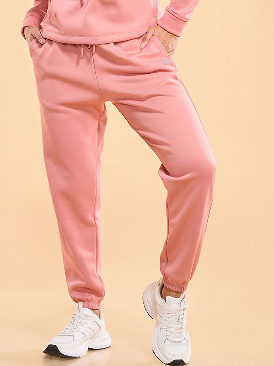 Enamor Fleece Jogger Relaxed Fit High-Rise Fleece Jogger With Adjustable Drawstring A404, Pink
Enamor Fleece Jogger Relaxed Fit High-Rise Fleece Jogger With Adjustable Drawstring A404, Pink