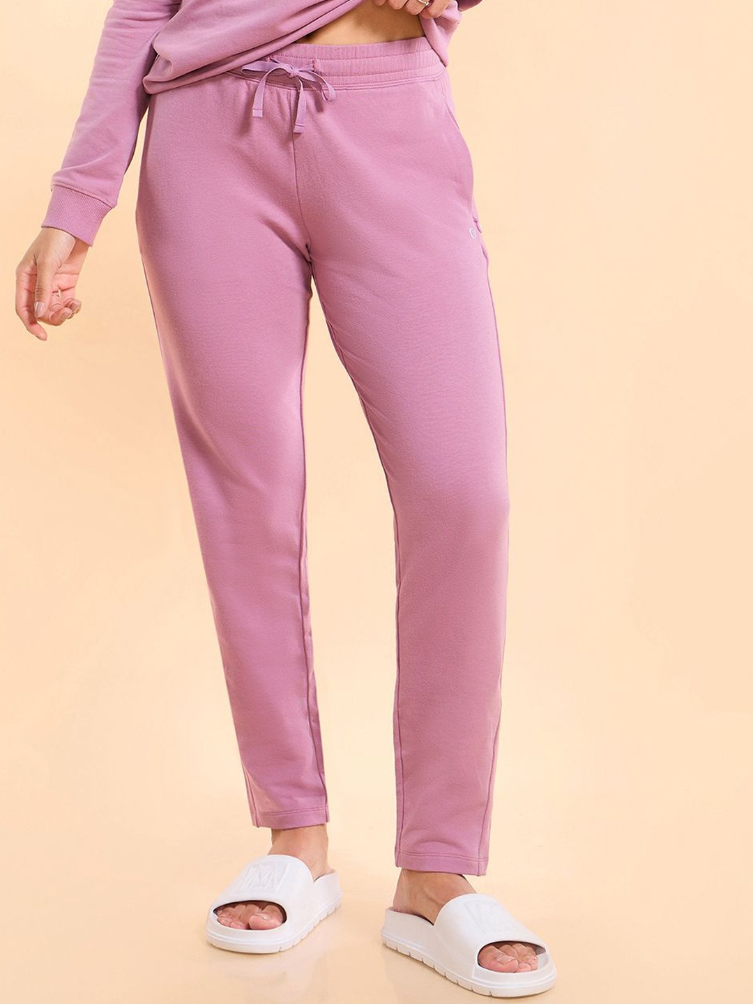 Enamor Essentials E060-Slim Fit Mid Rise French Terry Ankle-Length Lounge Pants, Pink
Enamor Essentials E060-Slim Fit Mid Rise French Terry Ankle-Length Lounge Pants, Pink