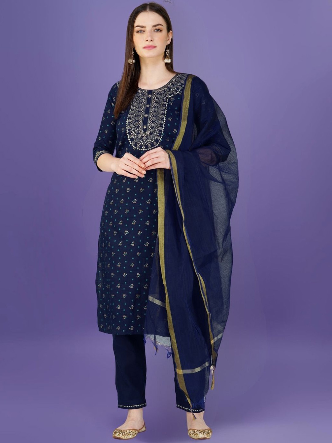 KAZIA Floral Printed Thread Work Straight Kurta with Trousers & Dupatta, Navy blue
KAZIA Floral Printed Thread Work Straight Kurta with Trousers & Dupatta, Navy blue