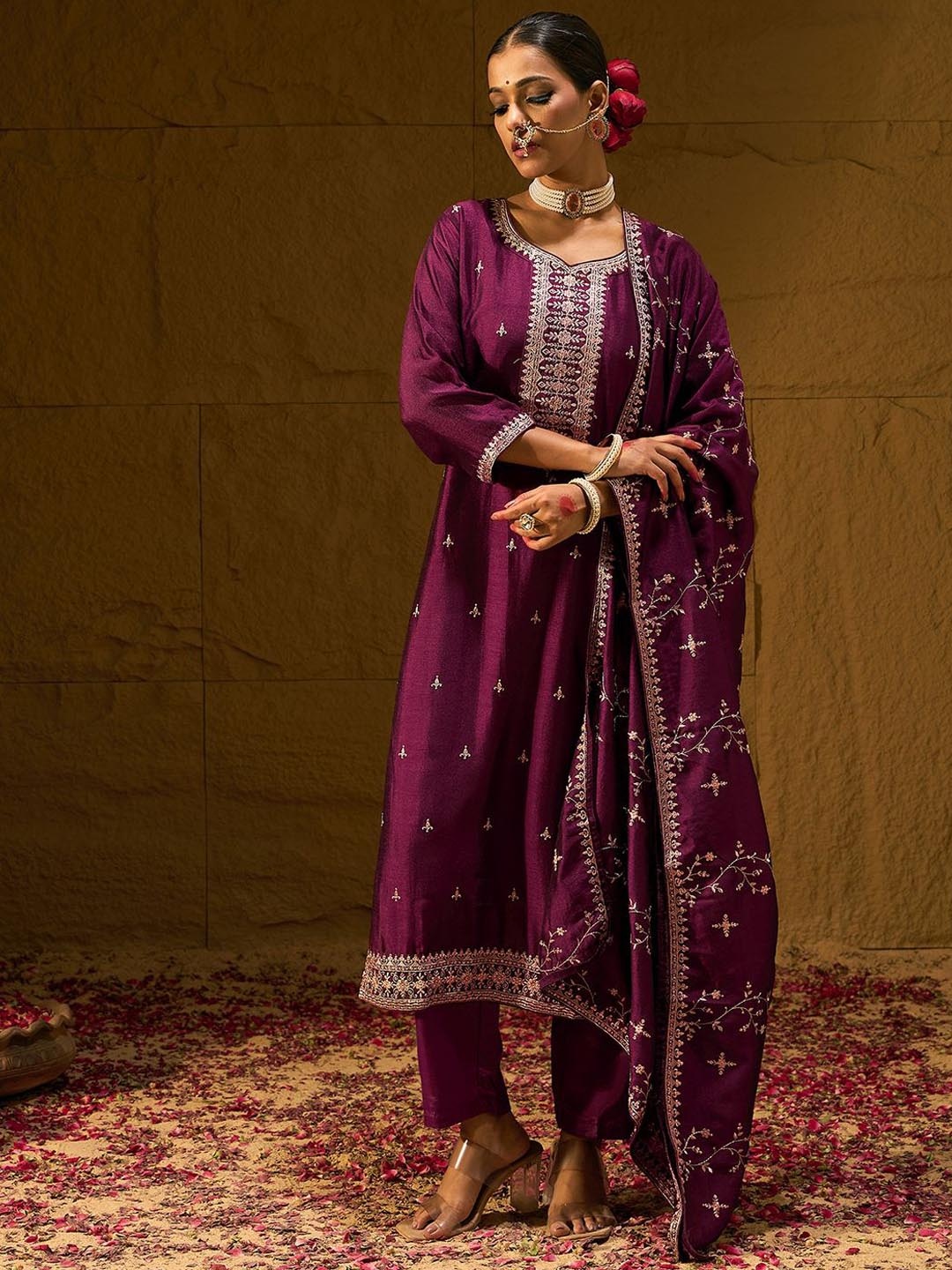 Indo Era BurgundyFloral Embroidered Straight Kurta with Trousers & Dupatta, Burgundy
Indo Era BurgundyFloral Embroidered Straight Kurta with Trousers & Dupatta, Burgundy