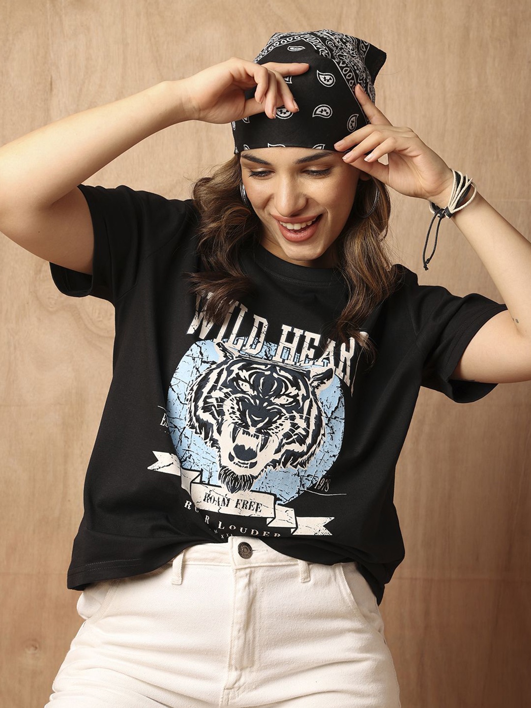 The Roadster Lifestyle Co. Women Animal Printed Round Neck Cotton Boxy Fit T-Shirt, Black
The Roadster Lifestyle Co. Women Animal Printed Round Neck Cotton Boxy Fit T-Shirt, Black