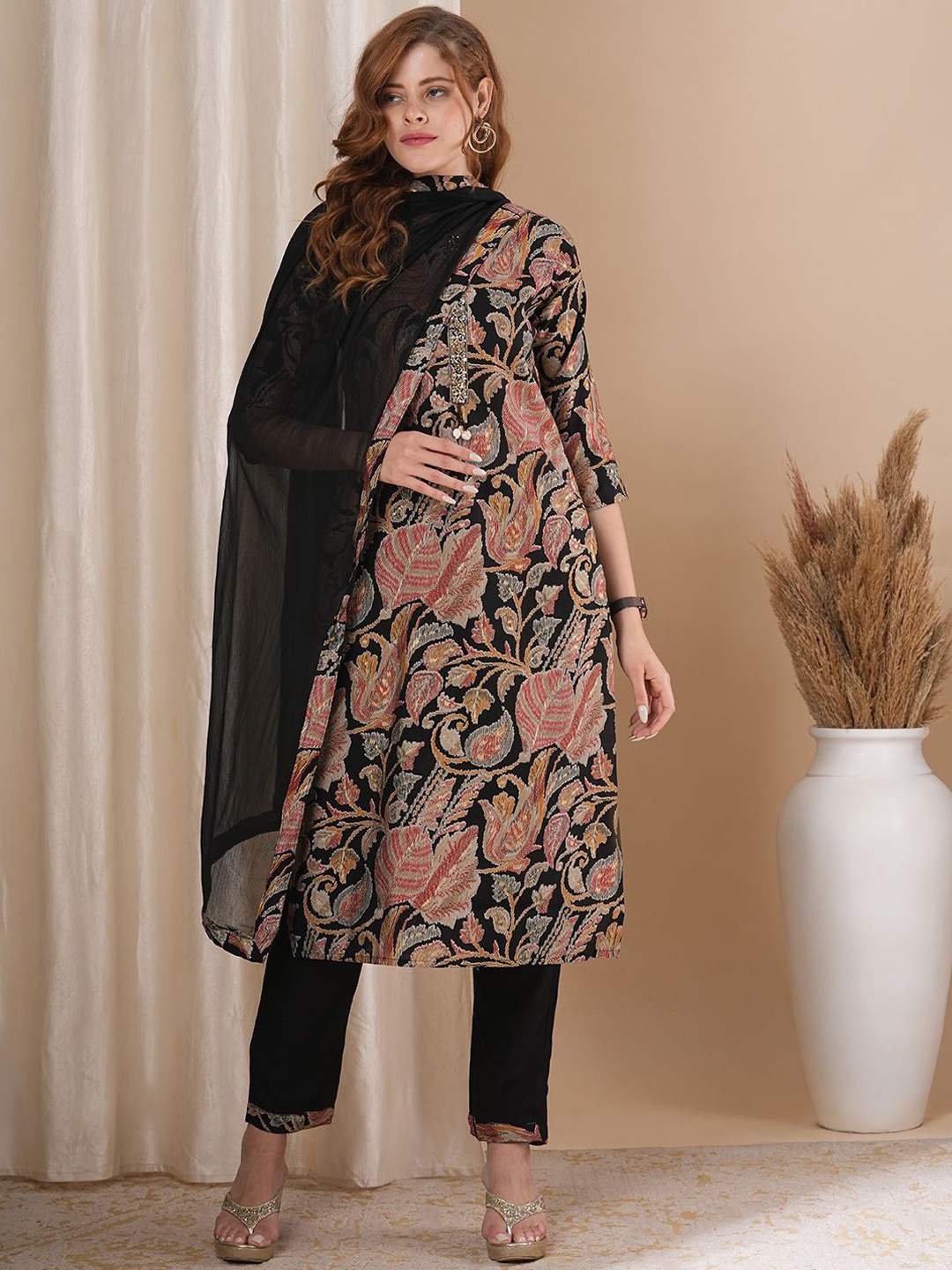 FASHOR Floral Printed Beads and Stones Straight Kurta With Trousers & Dupatta, Black
FASHOR Floral Printed Beads and Stones Straight Kurta With Trousers & Dupatta, Black