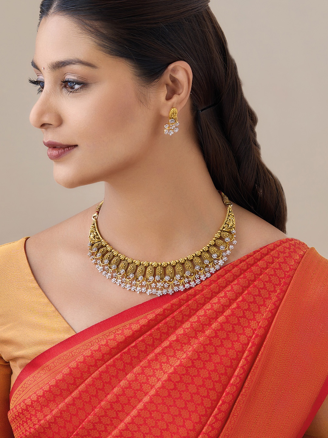 Kushal's Fashion Jewellery 92.5 Pure Silver Gold-Plated Stone Studded Temple Jewellery Set
Kushal's Fashion Jewellery 92.5 Pure Silver Gold-Plated Stone Studded Temple Jewellery Set