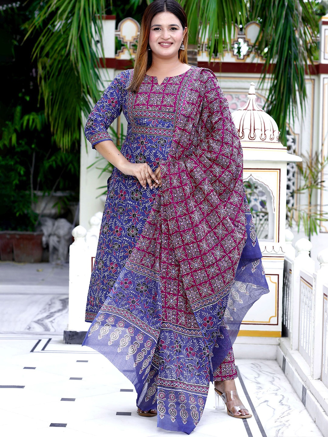 Jevi Prints Plus Size Floral Printed Notch Neck Pure Cotton Kurta with Trousers & Dupatta, Blue
Jevi Prints Plus Size Floral Printed Notch Neck Pure Cotton Kurta with Trousers & Dupatta, Blue