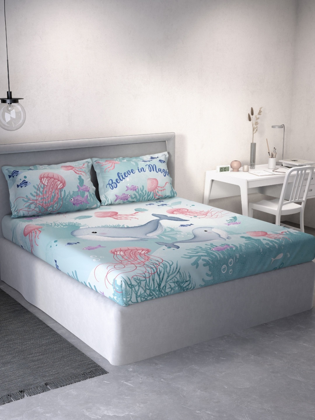 DDecor Blue & White Printed 144 TC Pure Cotton Queen Bedsheet with 2 Pillow Covers
DDecor Blue & White Printed 144 TC Pure Cotton Queen Bedsheet with 2 Pillow Covers