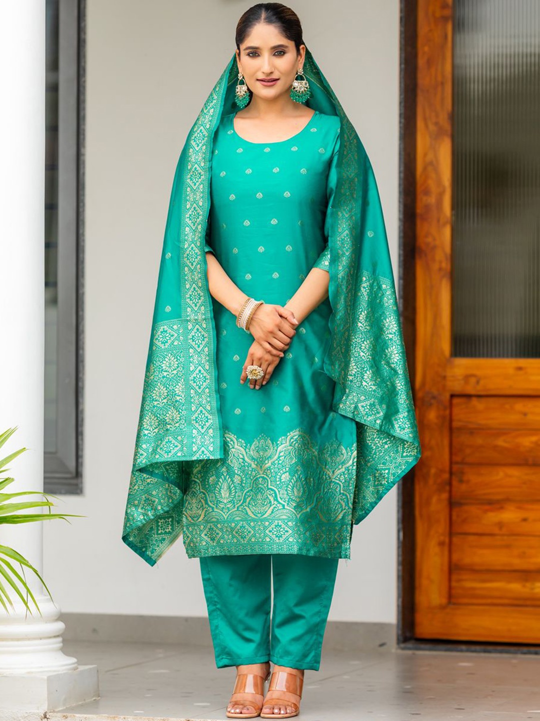 Twika Floral Woven Design Round Neck Zari Straight Kurta With Trousers & Dupatta, Olive
Twika Floral Woven Design Round Neck Zari Straight Kurta With Trousers & Dupatta, Olive