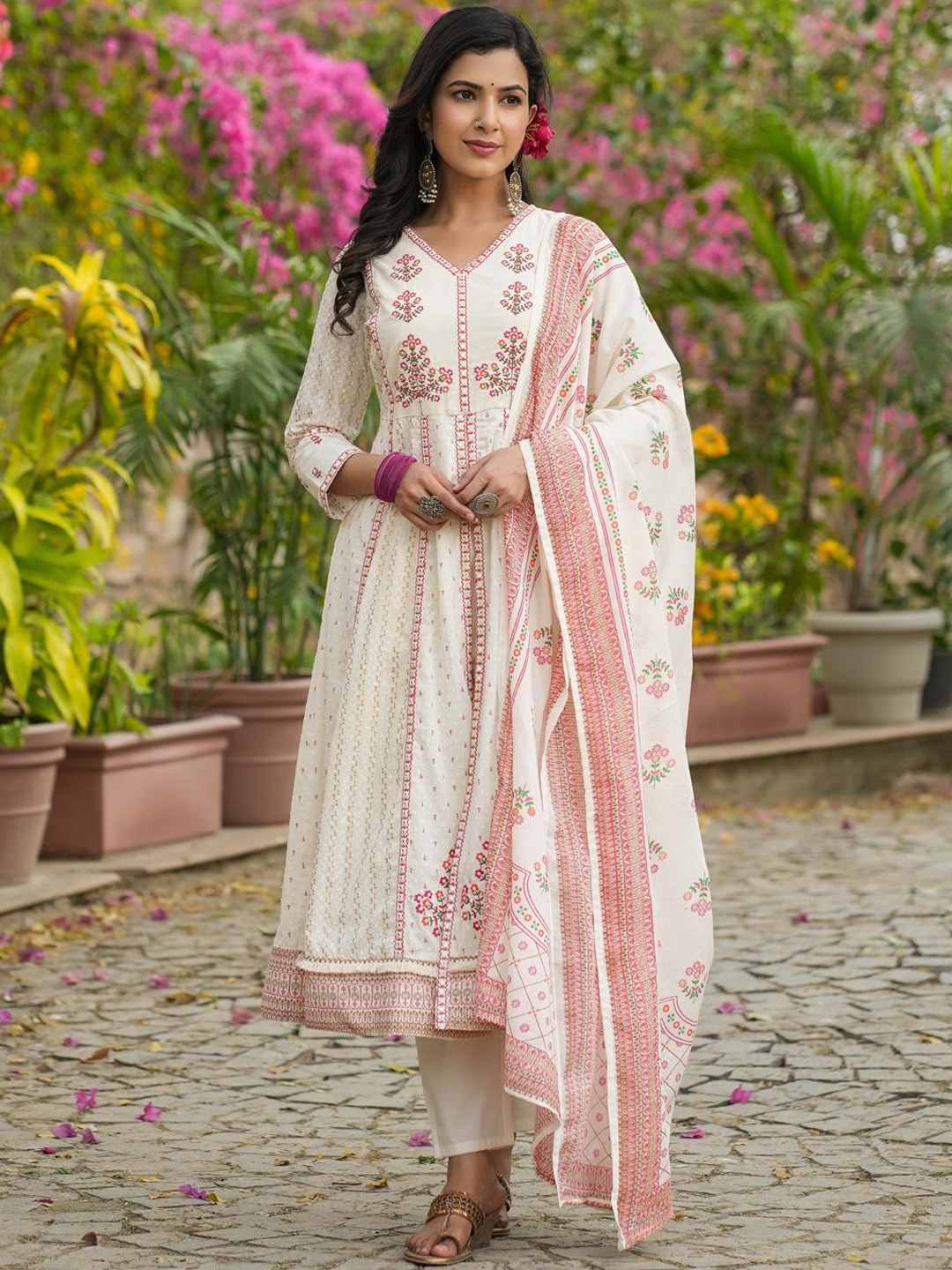 Readiprint Women Floral Embroidered Empire Thread Work Pure Cotton Kurta with Trousers & With, Cream
Readiprint Women Floral Embroidered Empire Thread Work Pure Cotton Kurta with Trousers & With, Cream