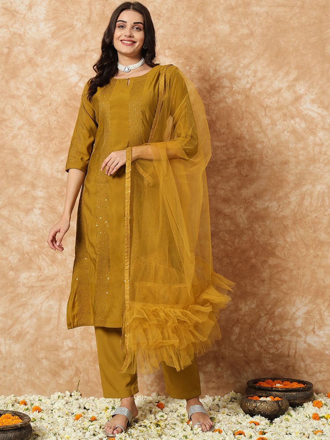 Fashionuma Striped Keyhole Neck Sequinned Straight Kurta With Trouser & Dupatta, Yellow
Fashionuma Striped Keyhole Neck Sequinned Straight Kurta With Trouser & Dupatta, Yellow