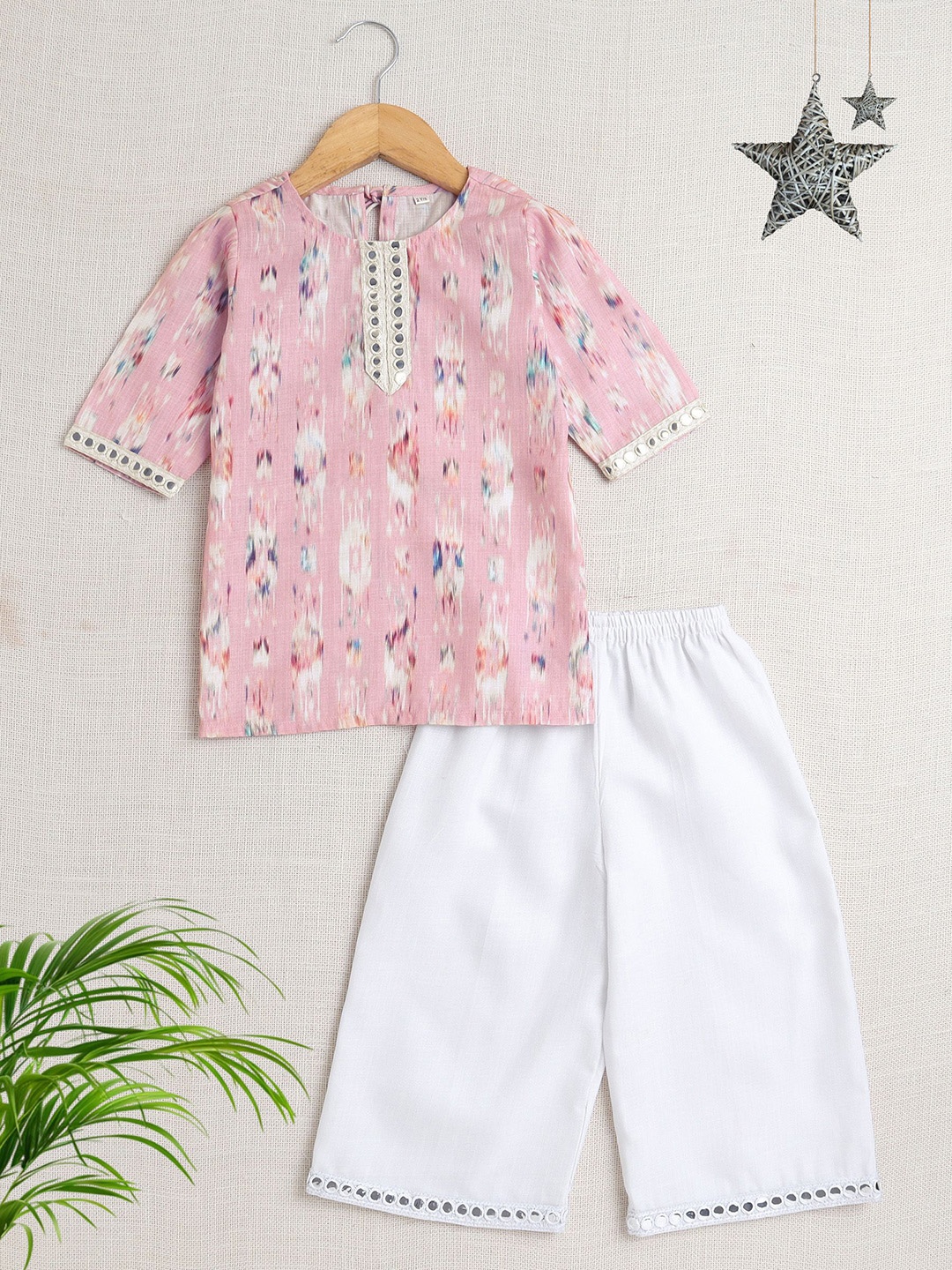 The Magic Wand Girls Printed Regular Mirror Work Pure Cotton Kurta with Palazzos, Pink
The Magic Wand Girls Printed Regular Mirror Work Pure Cotton Kurta with Palazzos, Pink