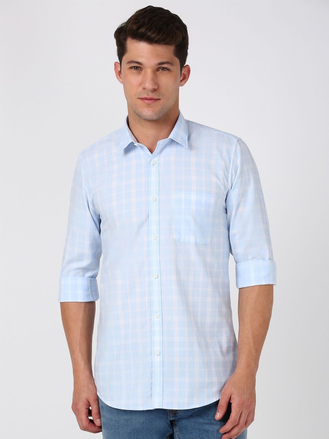 Peter England Casuals Men Spread Collar Striped Polycotton Slim Fit Casual Shirt, Blue
Peter England Casuals Men Spread Collar Striped Polycotton Slim Fit Casual Shirt, Blue