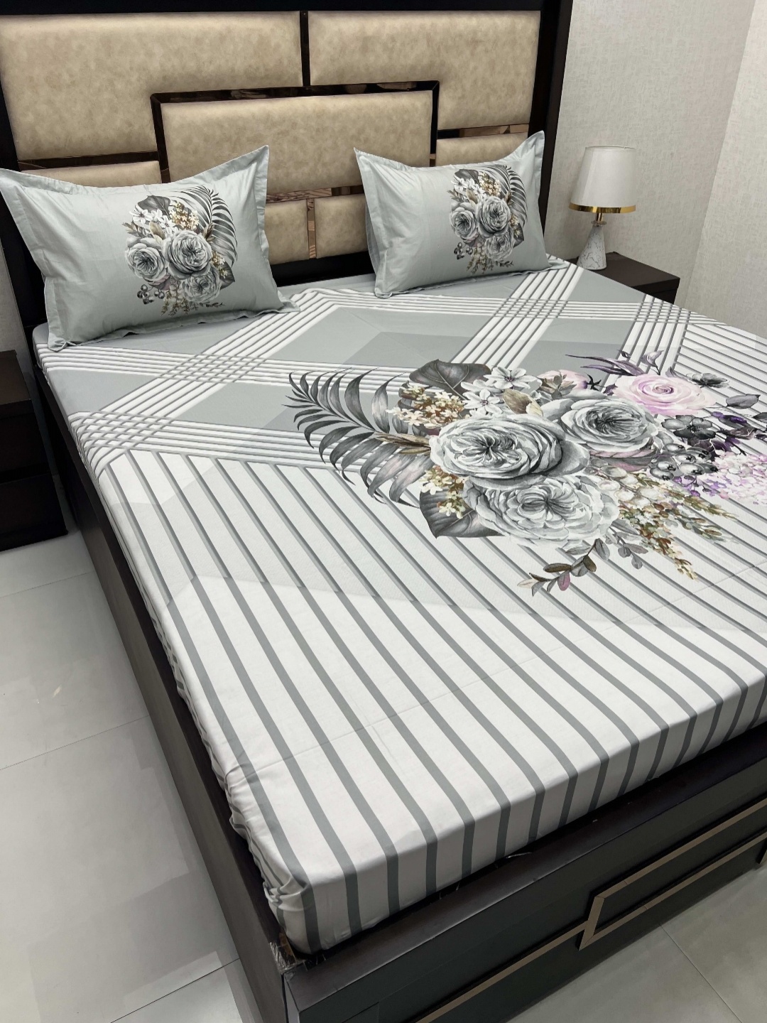 Pure Decor Majestic Grey & Brown Floral 330 TC Cotton King Bedsheet With 2 Pillow Covers
Pure Decor Majestic Grey & Brown Floral 330 TC Cotton King Bedsheet With 2 Pillow Covers