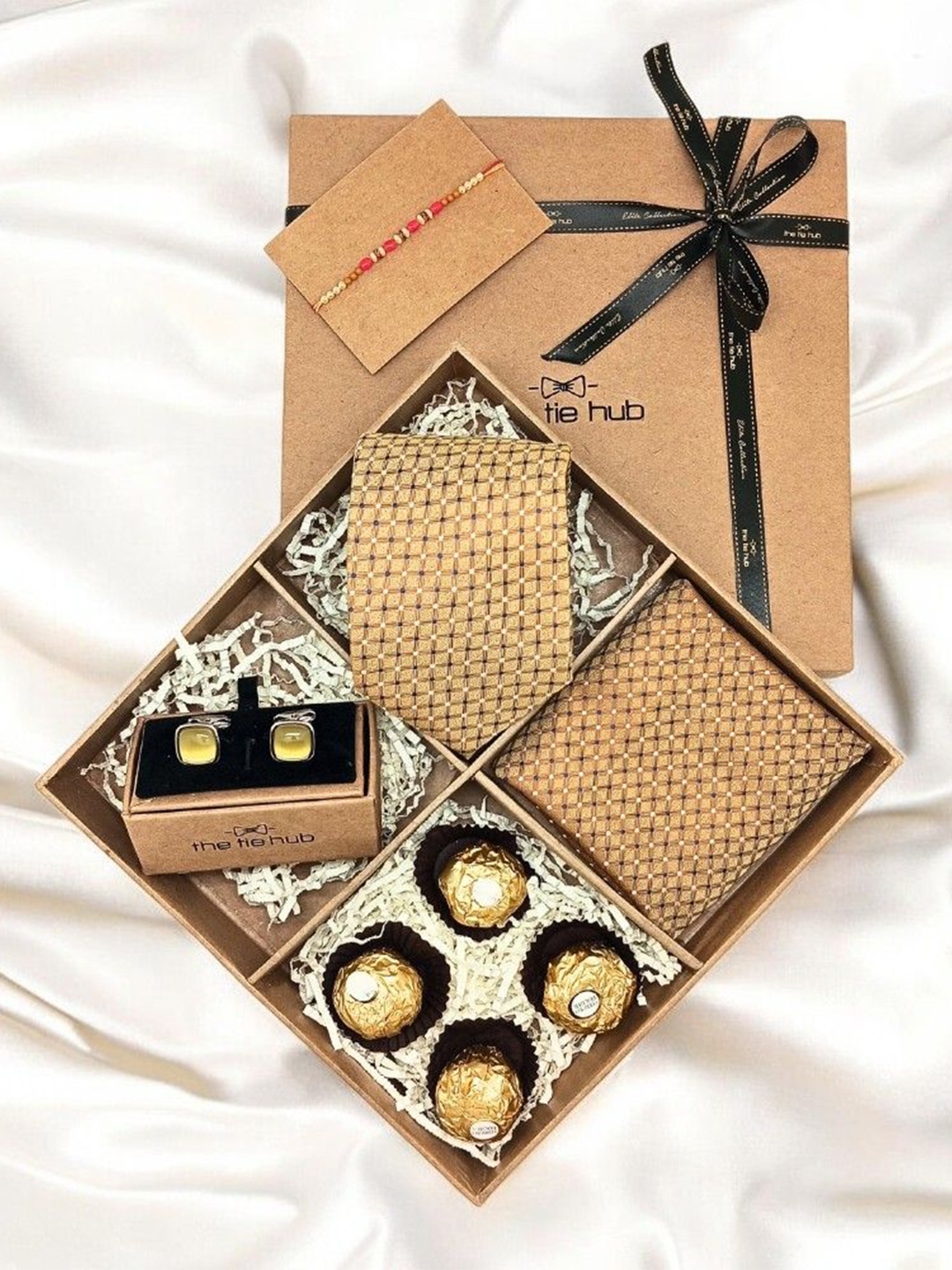 The Tie Hub Men Accessory Gift Set of Tie Cufflinks & Pocket Square With Chocolate, Yellow
The Tie Hub Men Accessory Gift Set of Tie Cufflinks & Pocket Square With Chocolate, Yellow