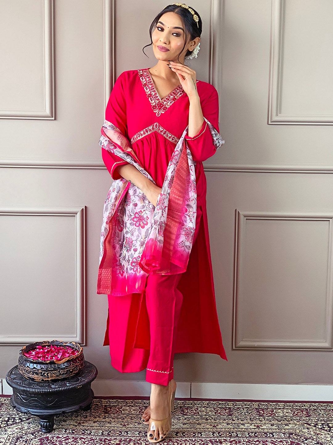 KALINI Floral Embroidered Thread Work Cotton Silk Straight Kurta With Trousers & Dupatta, Pink
KALINI Floral Embroidered Thread Work Cotton Silk Straight Kurta With Trousers & Dupatta, Pink