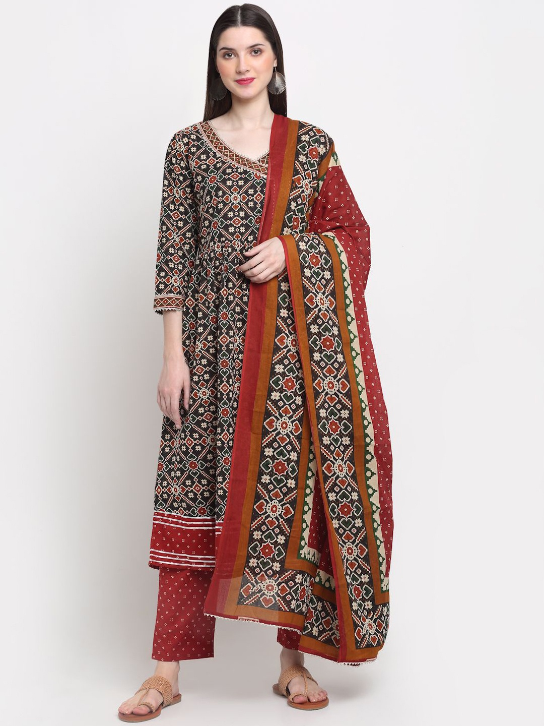KALINI Ethnic Motifs Printed V-Neck Gotta Patti Cotton Anarkali Kurta With Dupatta, Black
KALINI Ethnic Motifs Printed V-Neck Gotta Patti Cotton Anarkali Kurta With Dupatta, Black
