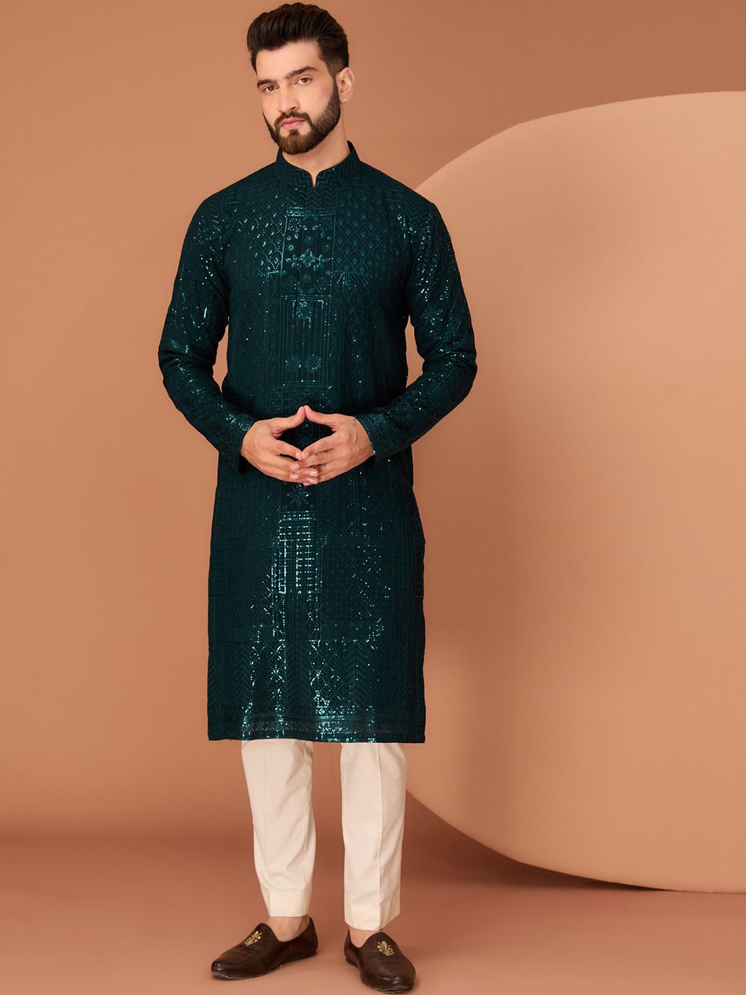 KASBAH CLOTHING NISHCHAIY SAJDEH Geometric Embroidered Sequined Georgette Straight Kurta, Green
KASBAH CLOTHING NISHCHAIY SAJDEH Geometric Embroidered Sequined Georgette Straight Kurta, Green