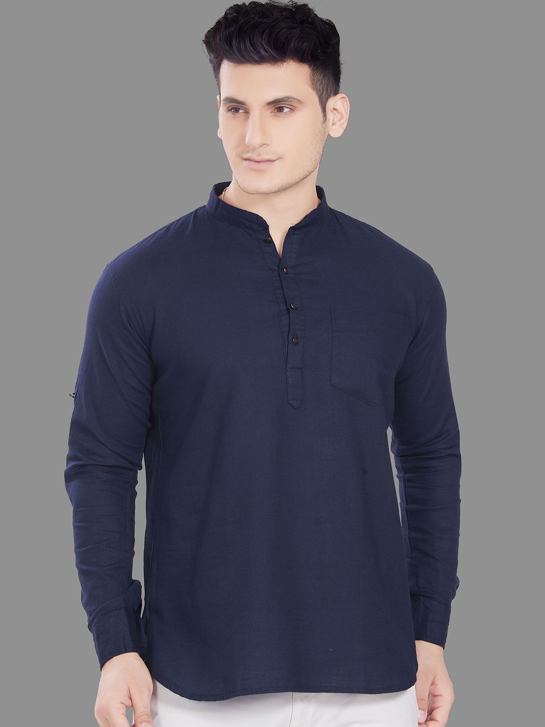 DIVISIVE Mandarin Collar Roll-Up Sleeves Pure Cotton Straight Short Kurta, Navy blue
DIVISIVE Mandarin Collar Roll-Up Sleeves Pure Cotton Straight Short Kurta, Navy blue