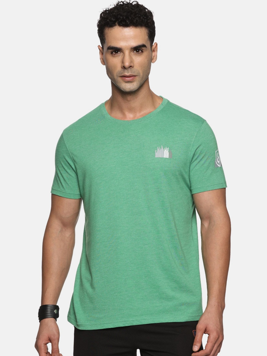 Domin8 Men Organic Cotton Recycled Polyester Melange Effect T-Shirt, Green 
Domin8 Men Organic Cotton Recycled Polyester Melange Effect T-Shirt, Green