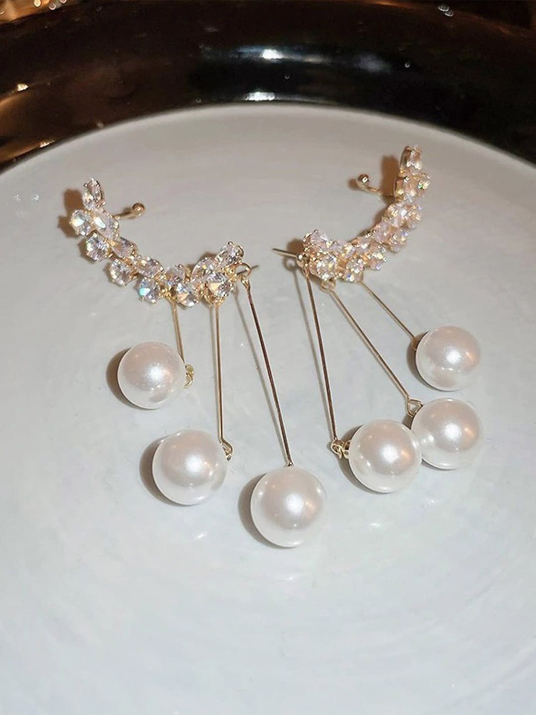 KRENOZ Gold-Plated Stainless Steel American Diamond-Studded & Pearls Beaded Drop Earrings
KRENOZ Gold-Plated Stainless Steel American Diamond-Studded & Pearls Beaded Drop Earrings