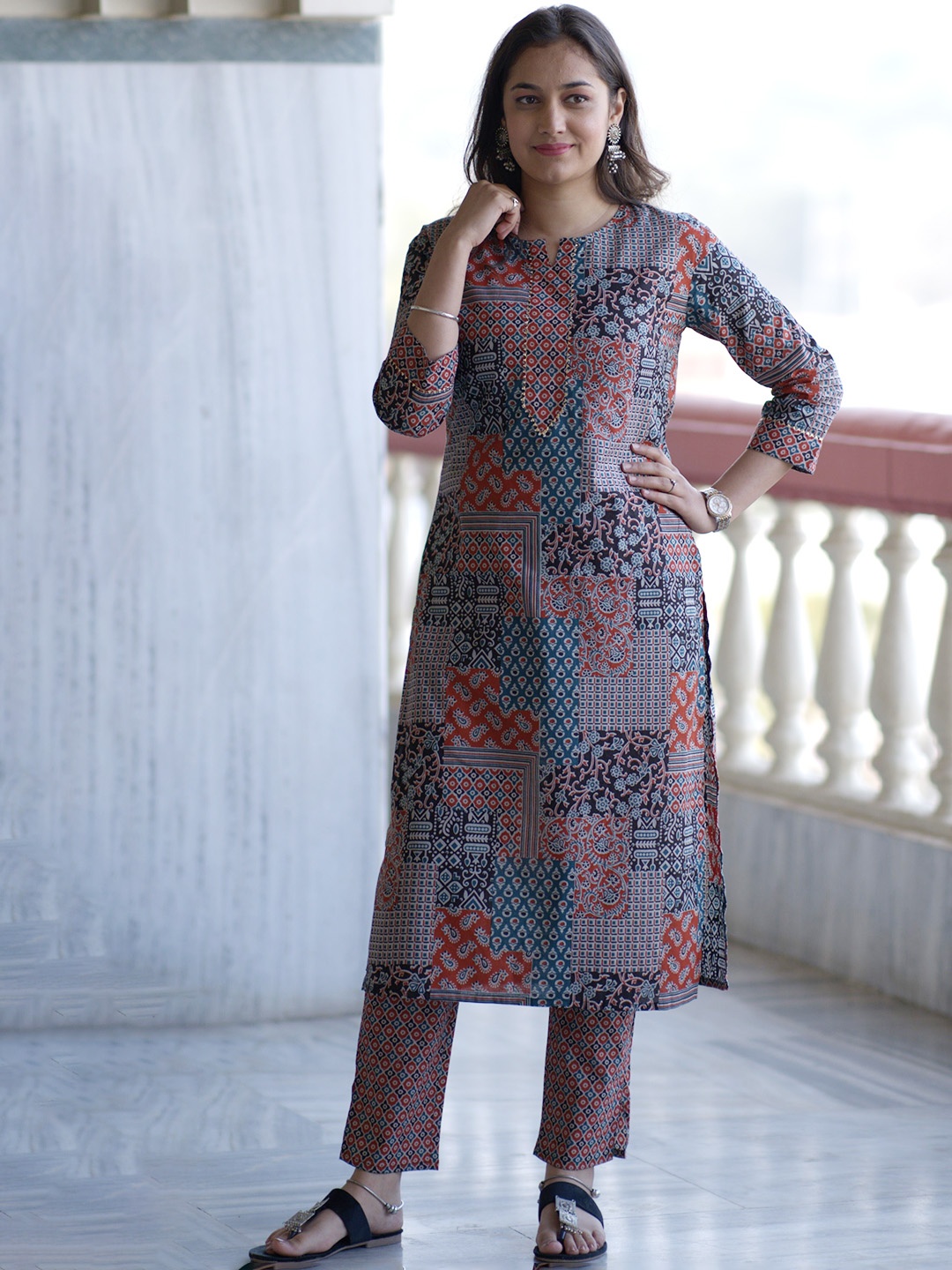 JAIPURI BUNAAI Women Ethnic Motifs Printed Regular Pure Cotton Kurta with Palazzos, Navy blue
JAIPURI BUNAAI Women Ethnic Motifs Printed Regular Pure Cotton Kurta with Palazzos, Navy blue