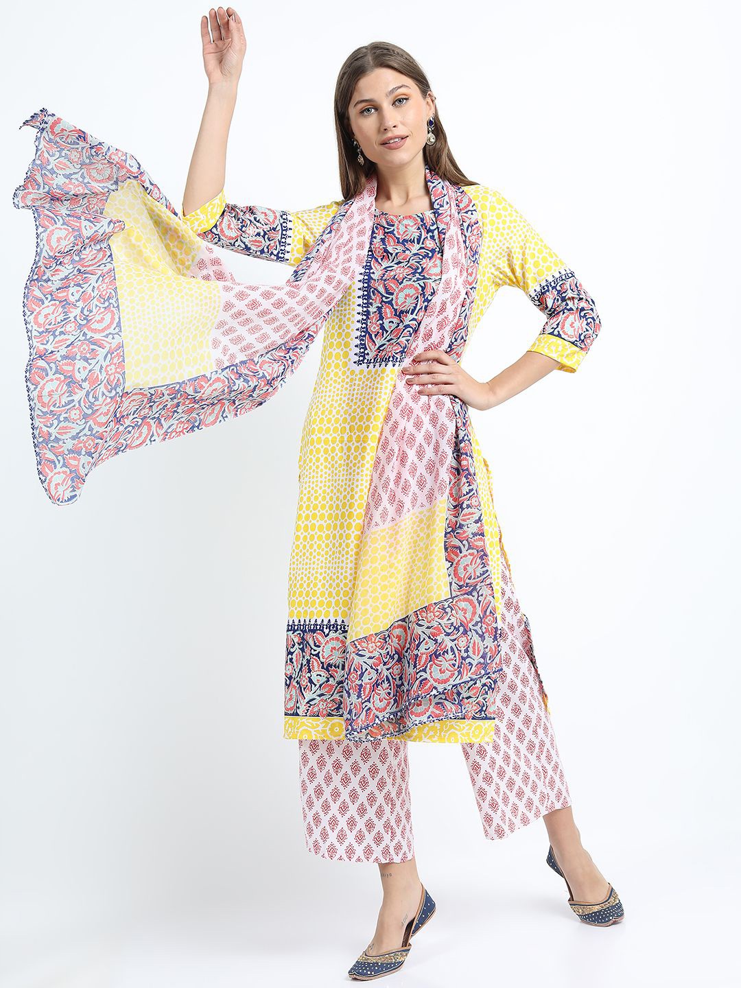 Vishudh Women Ethnic Motifs Printed Regular Kurta with Palazzos & With Dupatta, Yellow
Vishudh Women Ethnic Motifs Printed Regular Kurta with Palazzos & With Dupatta, Yellow
