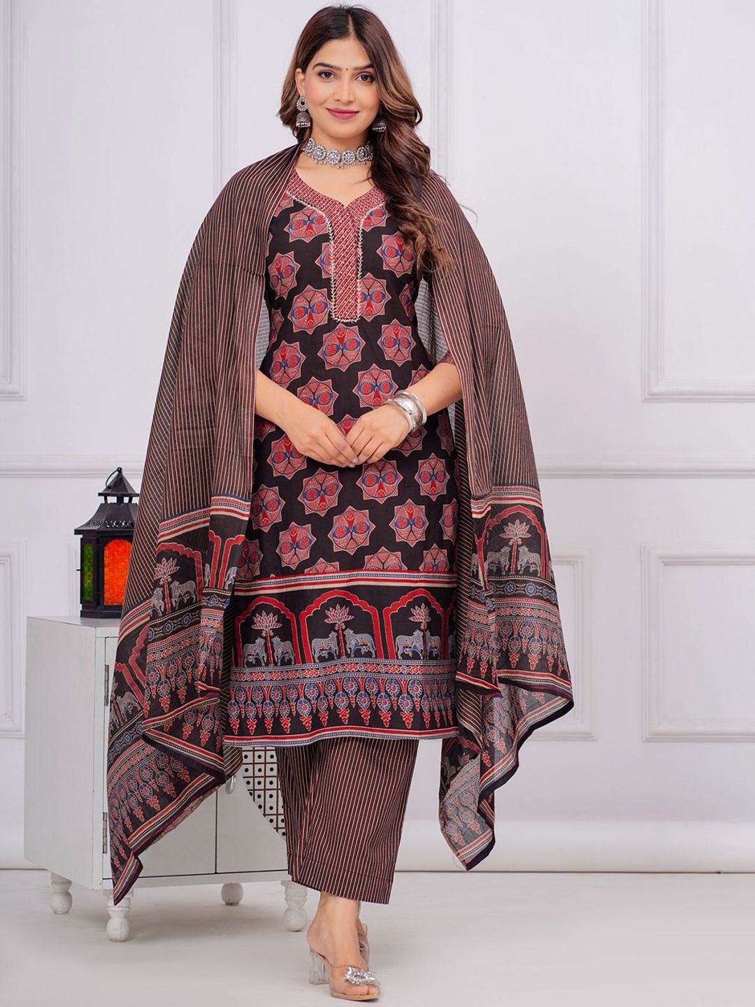 KALINI Women Floral Yoke Design Regular Thread Work Pure Cotton Kurta with Trousers & With Dupatta, Black
KALINI Women Floral Yoke Design Regular Thread Work Pure Cotton Kurta with Trousers & With Dupatta, Black