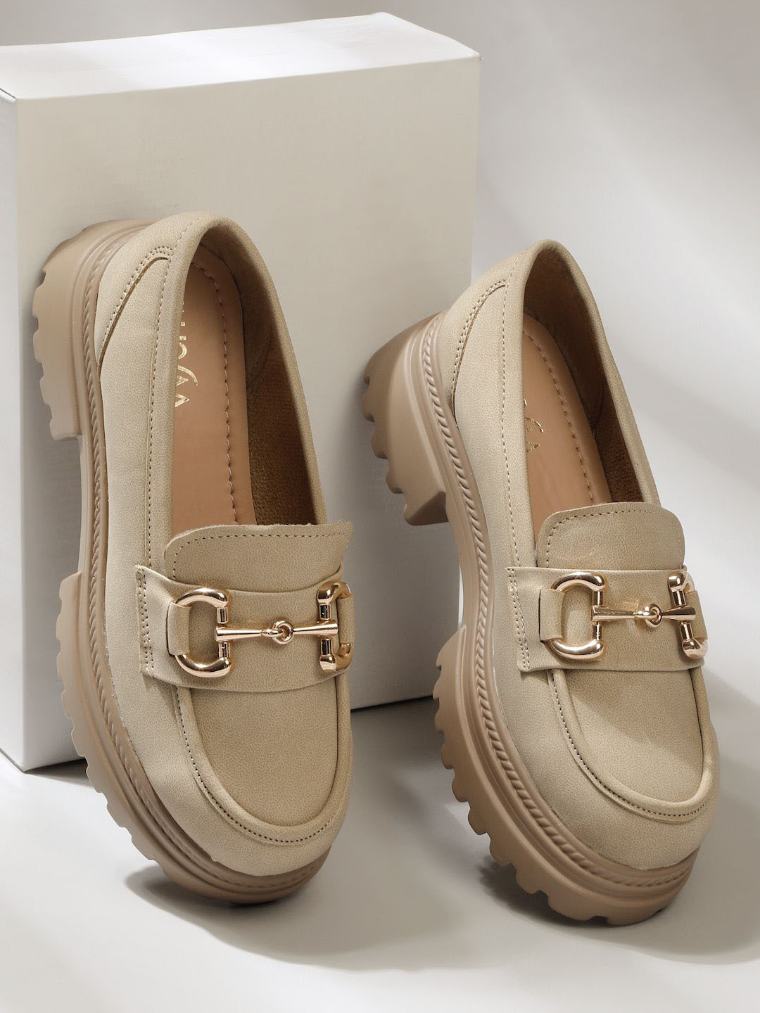 VALIOSAA Women Textured Loafers, Cream
VALIOSAA Women Textured Loafers, Cream