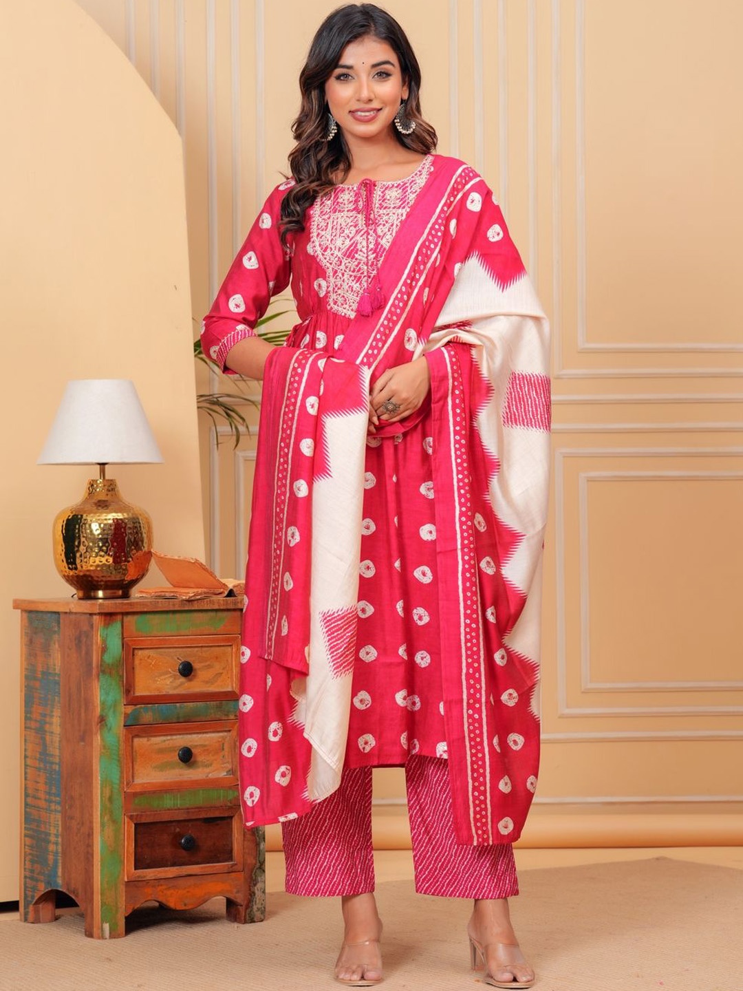 KALINI Women Floral Yoke Design Regular Thread Work Pure Silk Kurta with Trousers & With Dupatta, Pink
KALINI Women Floral Yoke Design Regular Thread Work Pure Silk Kurta with Trousers & With Dupatta, Pink