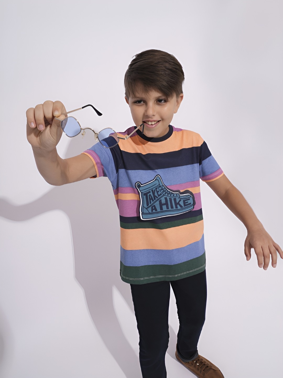 Jack & Jones Junior Boys Colourblocked Printed Round Neck Pure Cotton T-shirt, Navy blue
Jack & Jones Junior Boys Colourblocked Printed Round Neck Pure Cotton T-shirt, Navy blue