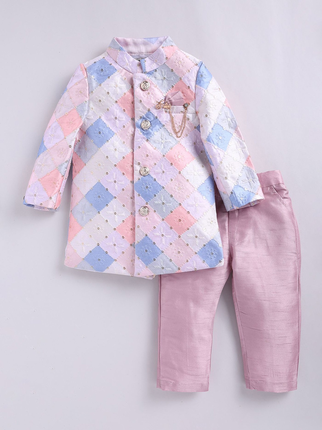 LITTLE COLLARS Boys Geometric Embroidered Sequinned Straight Kurta With Trousers, Lavender
LITTLE COLLARS Boys Geometric Embroidered Sequinned Straight Kurta With Trousers, Lavender