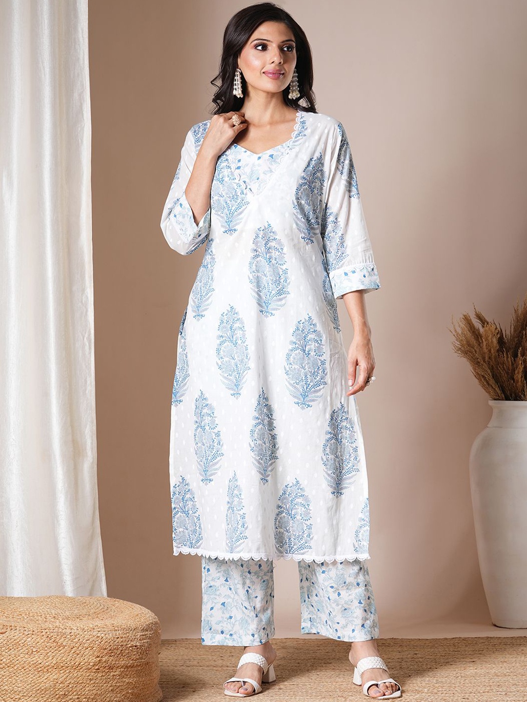 FASHOR Ethnic Motifs Printed Regular Pure Cotton Straight Kurta with Palazzos, White
FASHOR Ethnic Motifs Printed Regular Pure Cotton Straight Kurta with Palazzos, White