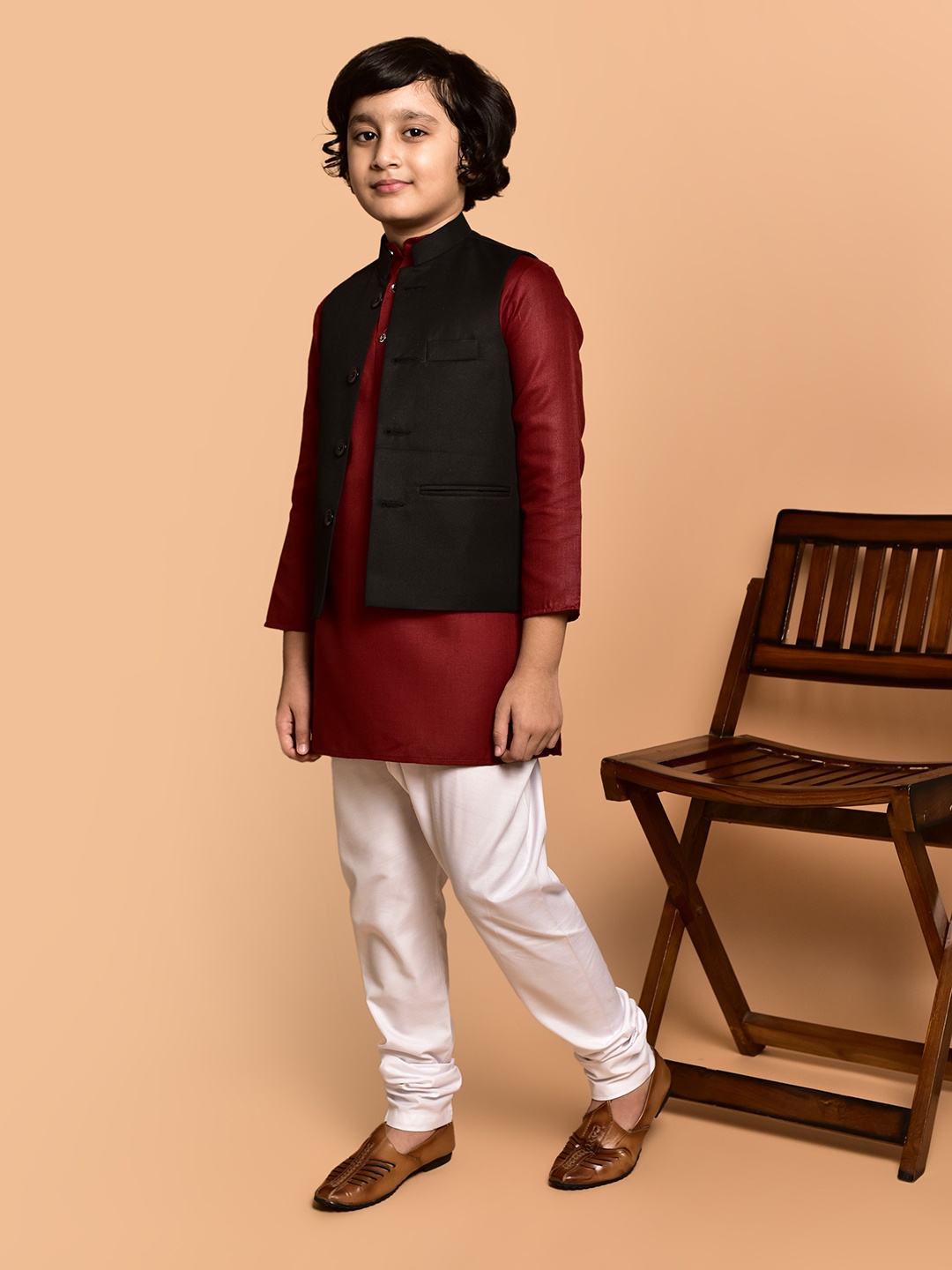 PRINTINDIA Boys Band Collar Three-Quarter Sleeves Regular Kurta & Churidar & Nehru Jacket, Red
PRINTINDIA Boys Band Collar Three-Quarter Sleeves Regular Kurta & Churidar & Nehru Jacket, Red