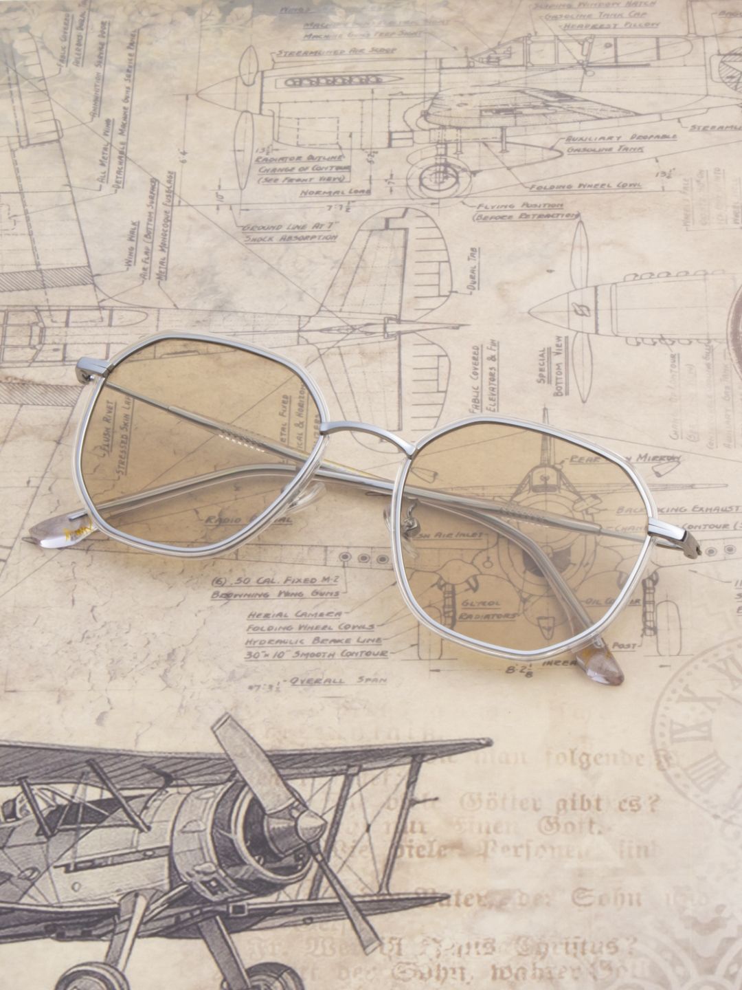 Ted Smith Unisex Round Sunglasses with Polarised and UV Protected Lens SUN-HIVE_CWSL, Silver
Ted Smith Unisex Round Sunglasses with Polarised and UV Protected Lens SUN-HIVE_CWSL, Silver