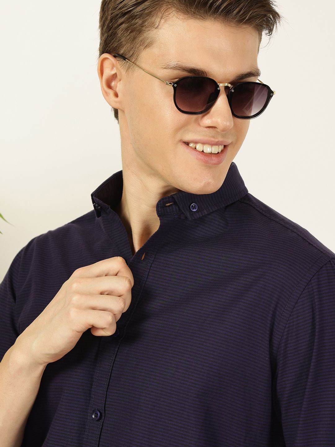 Mast & Harbour Men Premium Button-Down Collar Pinstripes Striped Cotton Casual Shirt, Navy blue
Mast & Harbour Men Premium Button-Down Collar Pinstripes Striped Cotton Casual Shirt, Navy blue